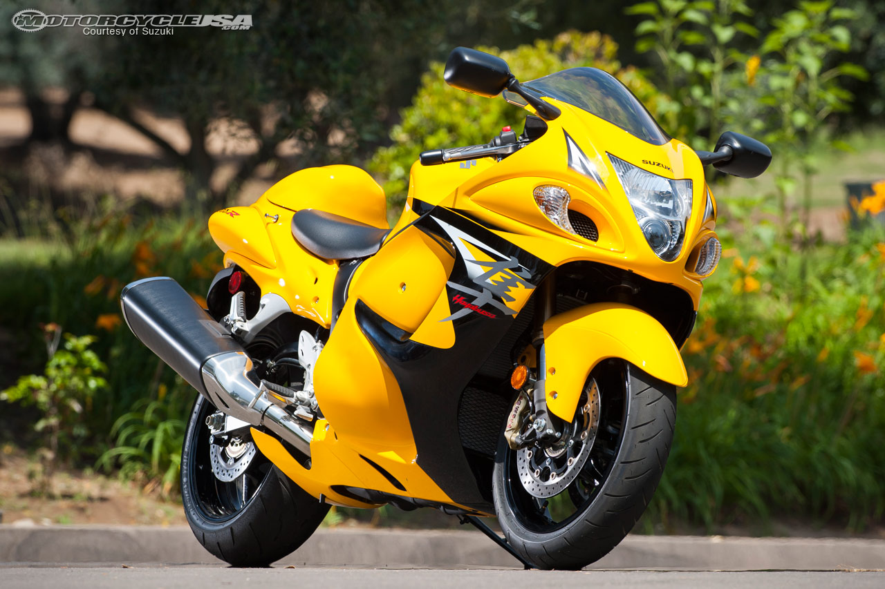 Hayabusa Hd Wallpaper - Hayabusa 2010 Yellow - HD Wallpaper 