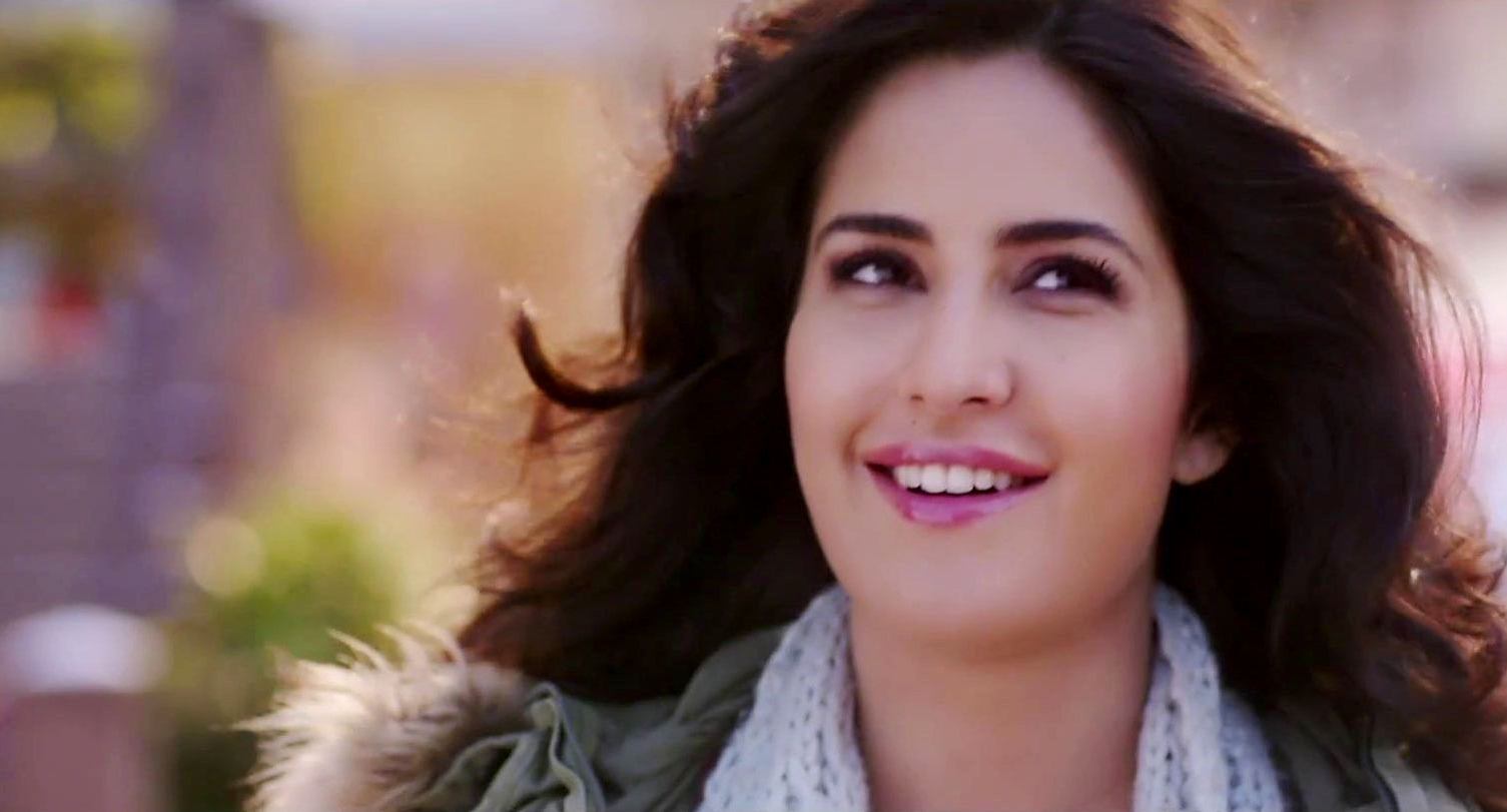 Uff Mere Dil Me Thodi - HD Wallpaper 