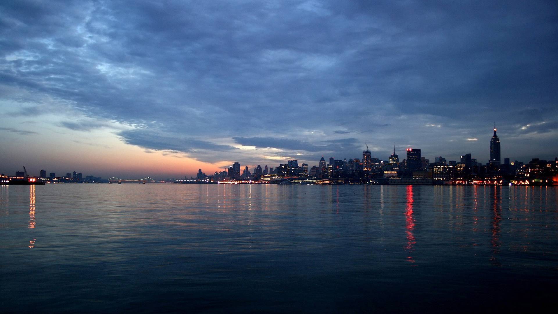 Amazing Wallpapers - Wallpaper Cave - City Night Sky Clouds - HD Wallpaper 