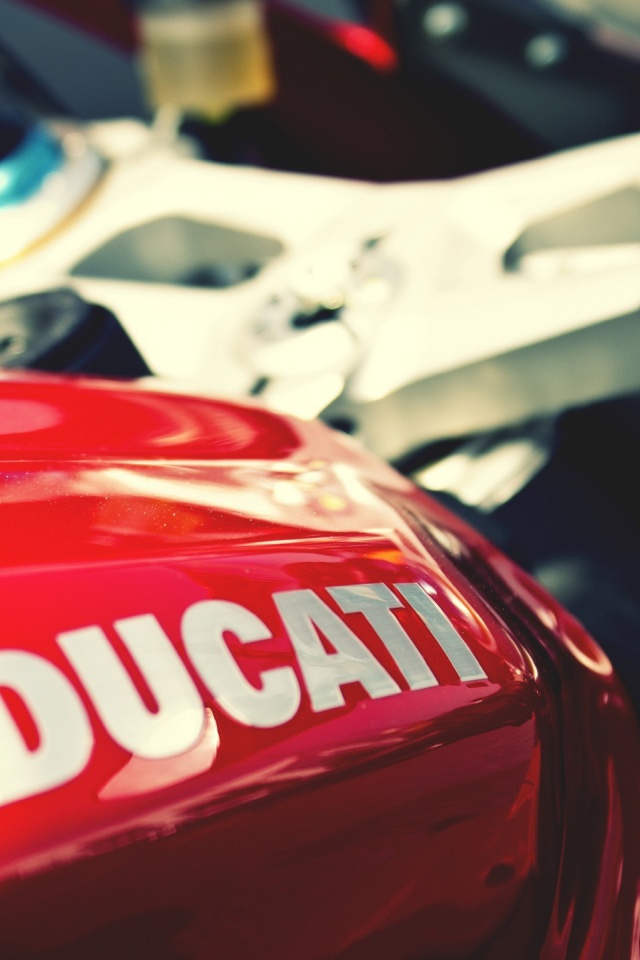 Bike Wall Paper For I Pad - HD Wallpaper 