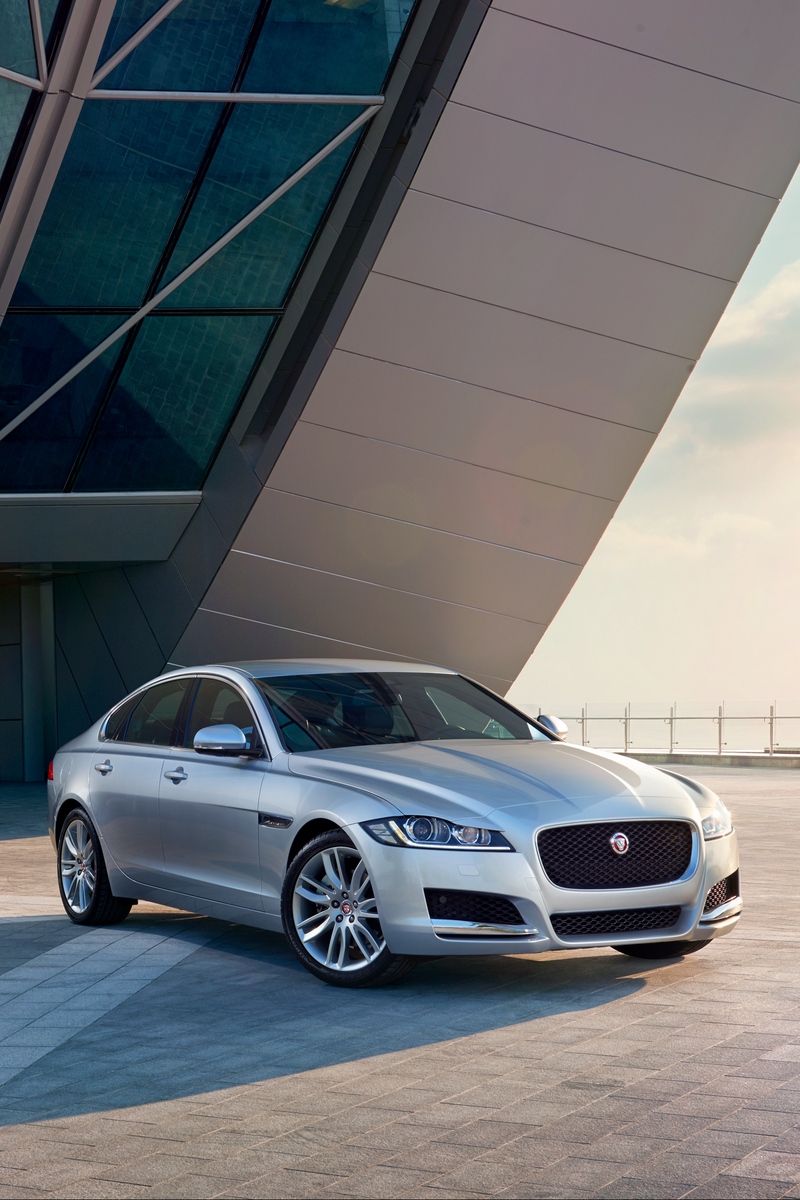 Wallpaper Jaguar, Xf, Prestige, Silver, Side View - Jaguar Xf 2015 Prestige - HD Wallpaper 