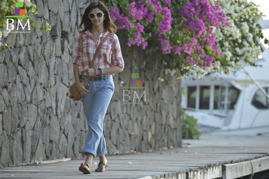 Deepika Padukone In Break Ke Baad - HD Wallpaper 