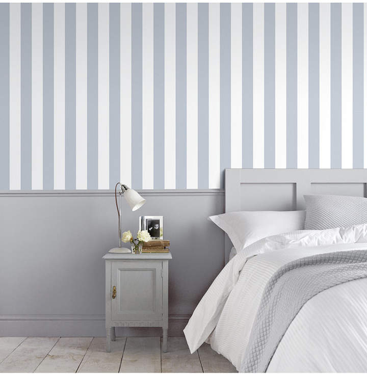 Striped Wallpaper In Bedrooms - HD Wallpaper 