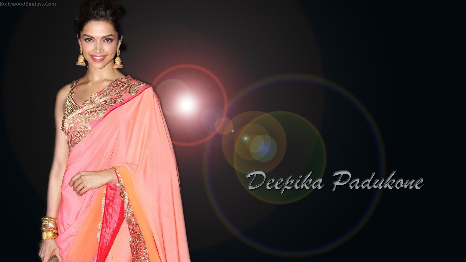 Deepika Padukone Pics In Saree - Deepika Padukone Homely Look - HD Wallpaper 