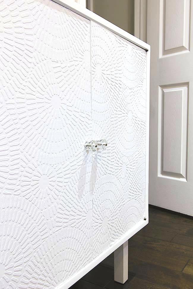 Diy Textured Wallpaper Ideas Not Just For Walls Ohmeohmy - Textured Paintable Wallpaper Wood - HD Wallpaper 