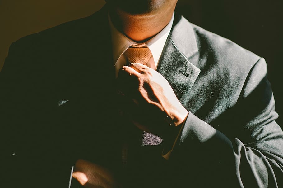 Man In Black Suit, Tie, Necktie, Adjust, Adjusting, - Necktie Man - HD Wallpaper 
