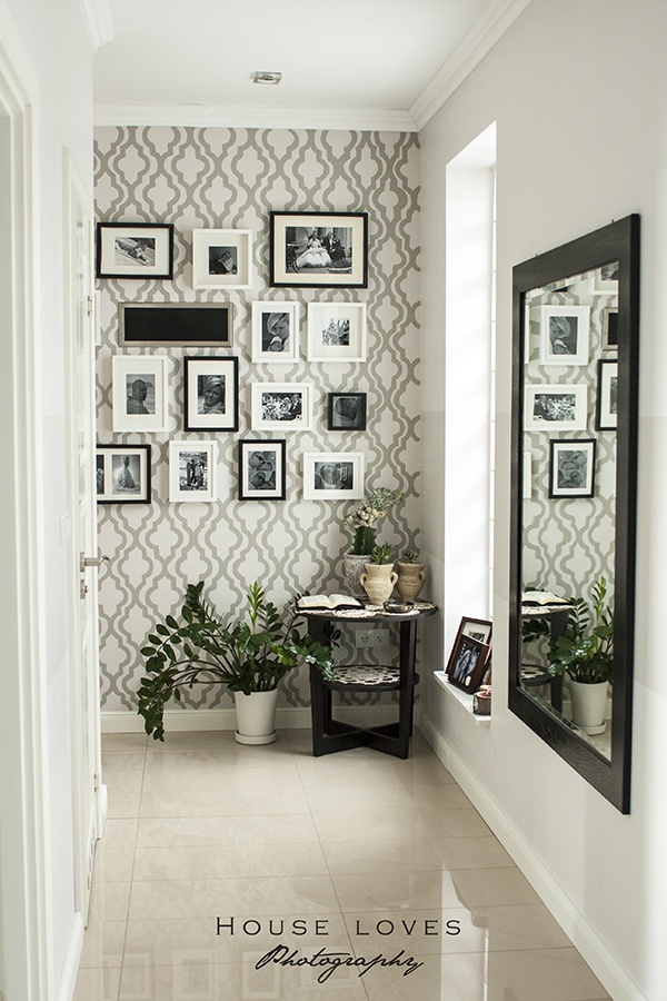 Hallway Wallpaper 10 Of The Best - Accent Wall Hallway - HD Wallpaper 