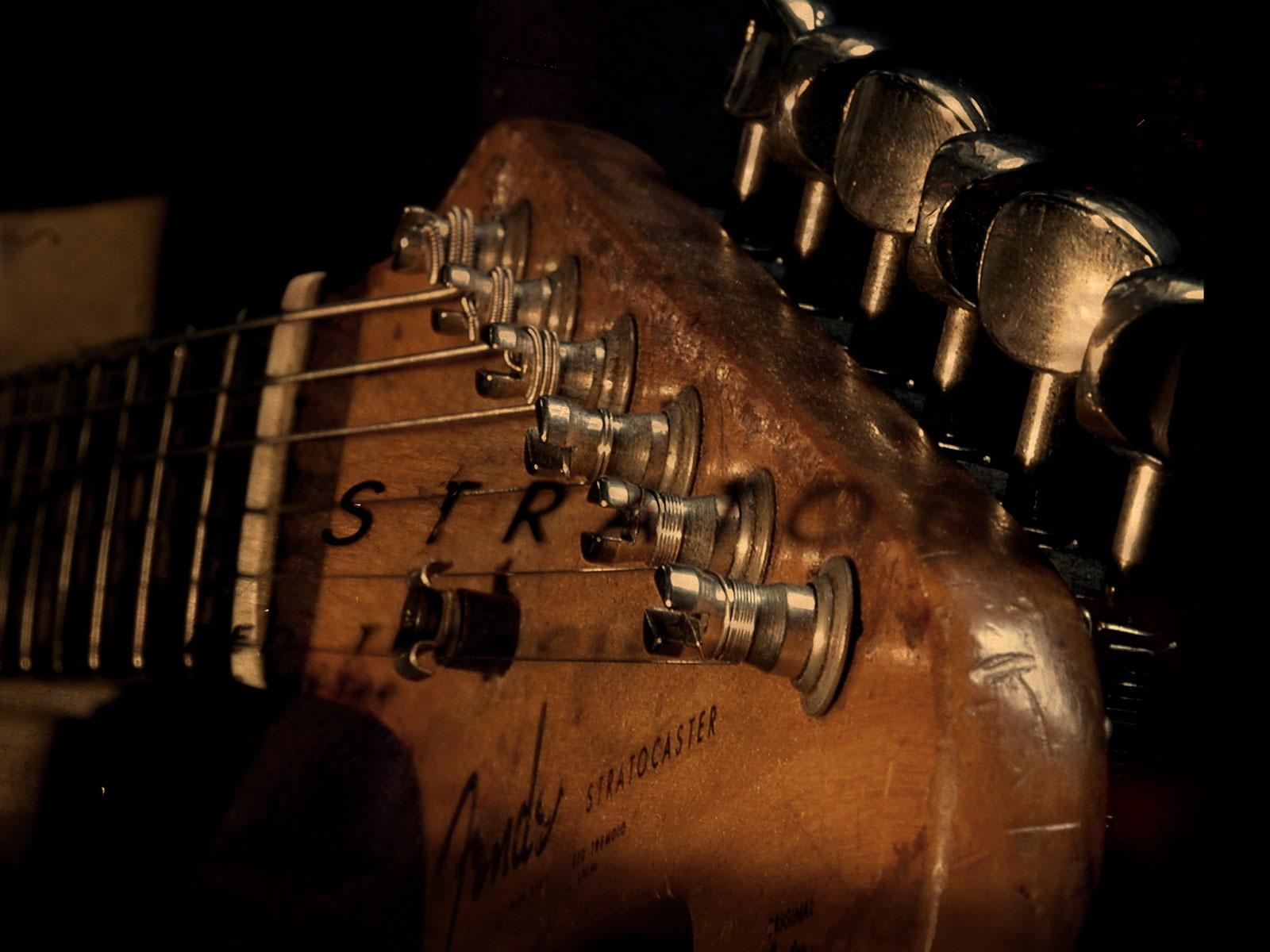 Wallpaper - Fender Stratocaster - HD Wallpaper 