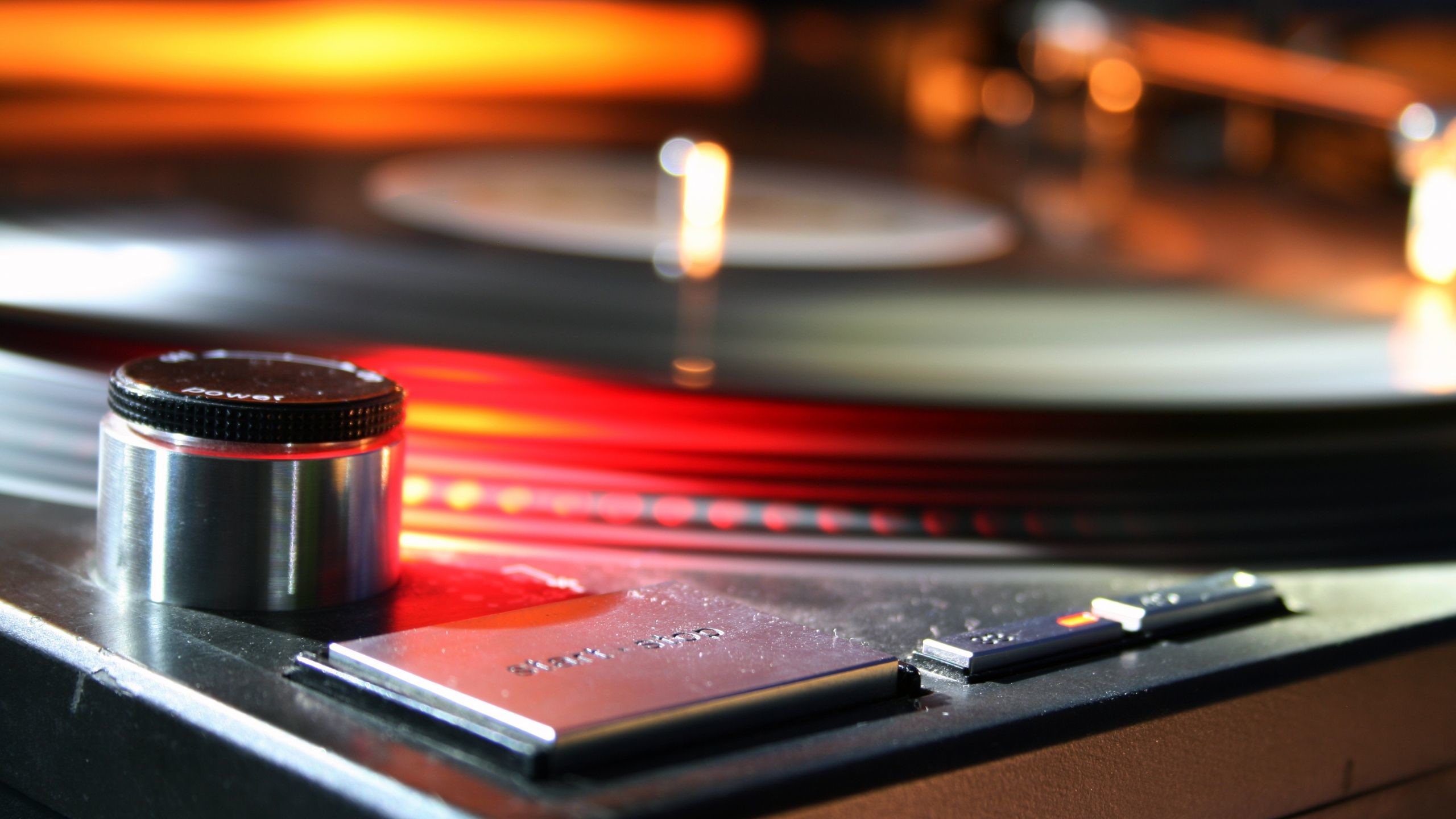 Dj Turntable Wallpaper 
 Data-src - Dj Turntables 2560 X 1440 - HD Wallpaper 