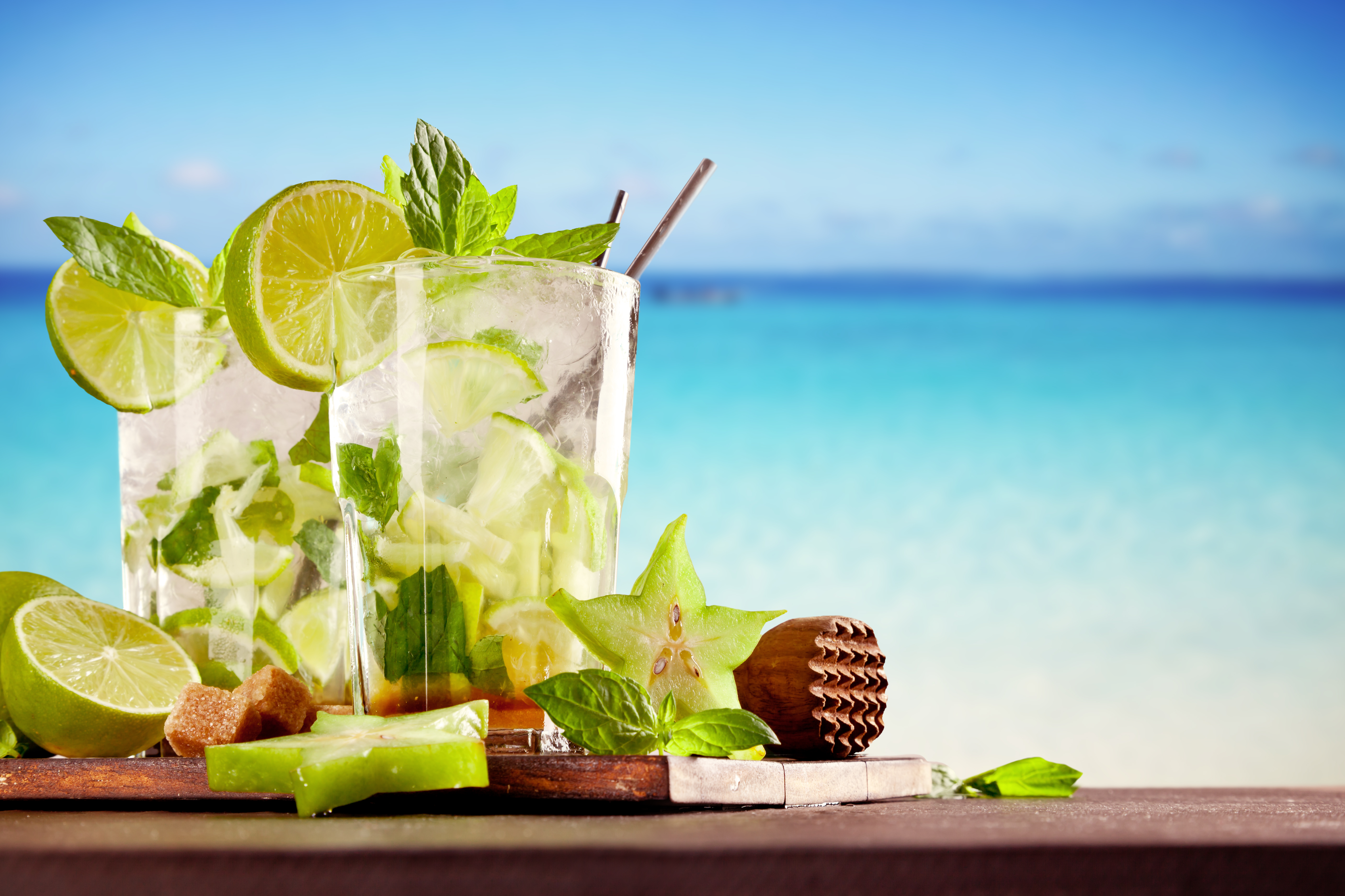 Wallpaper - Cocktail On The Beach - HD Wallpaper 