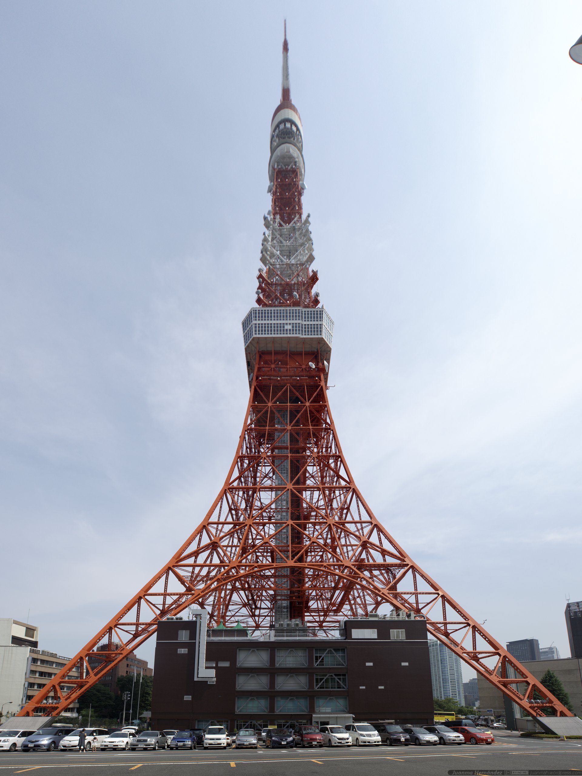 Tokyo Tower - HD Wallpaper 
