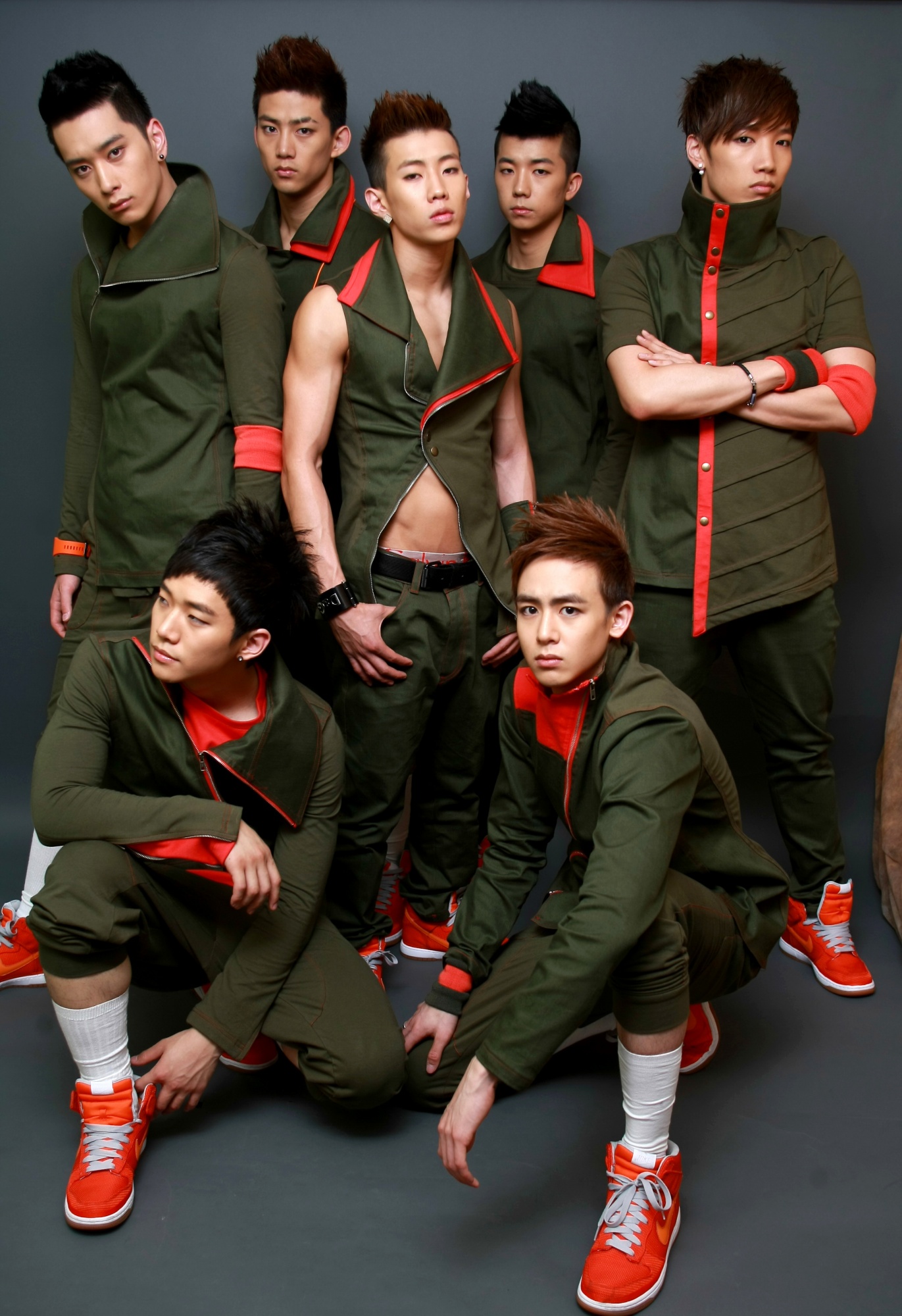 2pm Kpop Iphone 1371x2000 Wallpaper Teahub Io