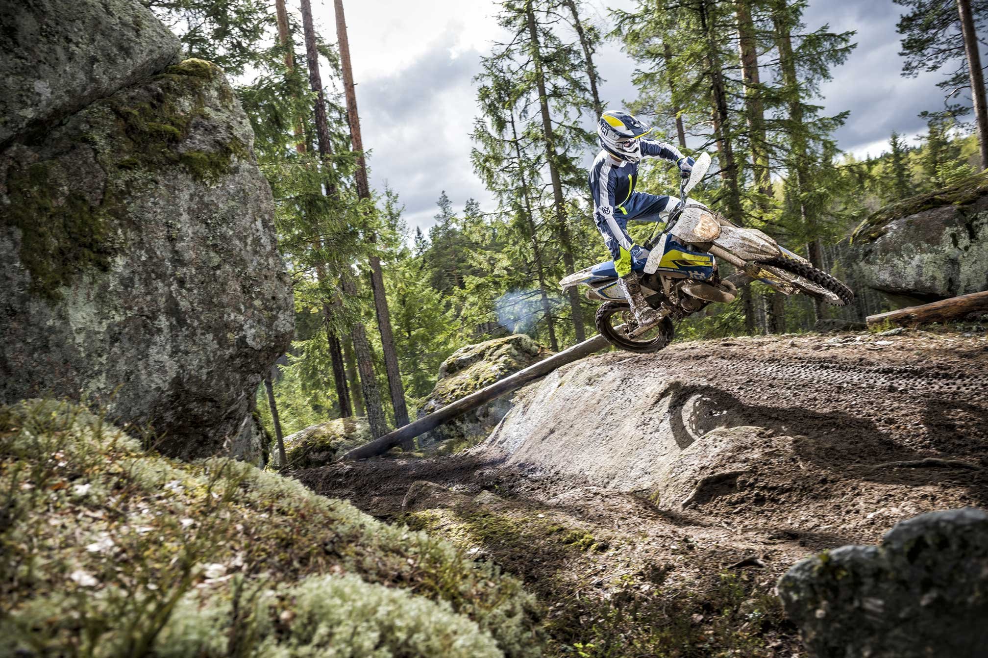 2016 Husqvarna Te125 Enduro Moto Motocross Dirtbike - Husqvarna Enduro - HD Wallpaper 