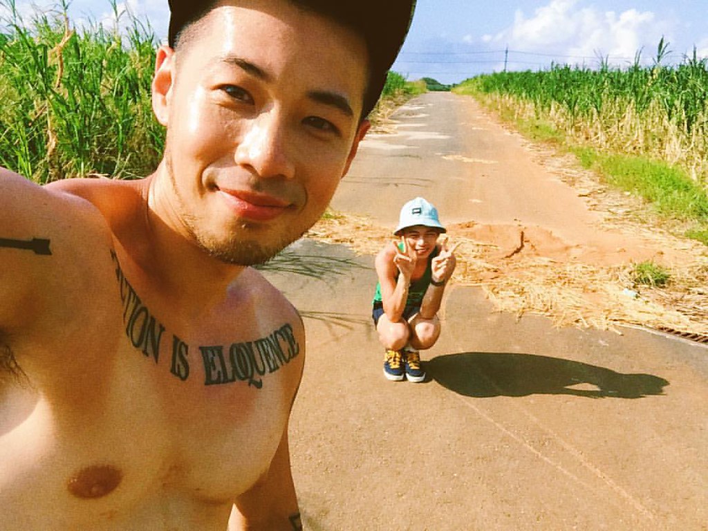 Barechested - HD Wallpaper 