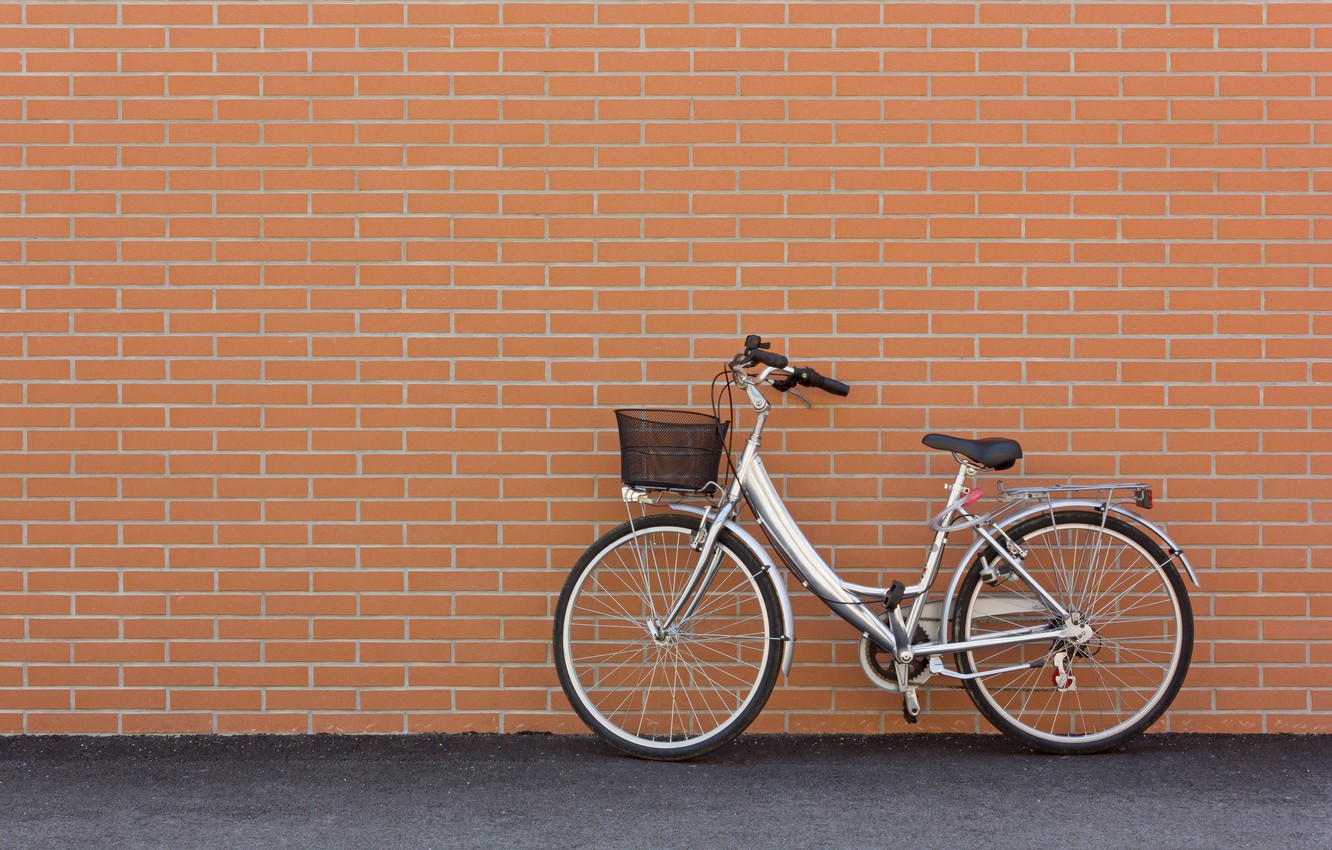 Photo Wallpaper Bike, Wall, Mood, Stay, Silver, Parking, - Bicycle - HD Wallpaper 