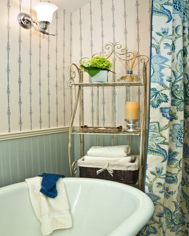 Blue Claw Foot Tub And Light Blue Bathroom Bathroom - Bathroom - HD Wallpaper 