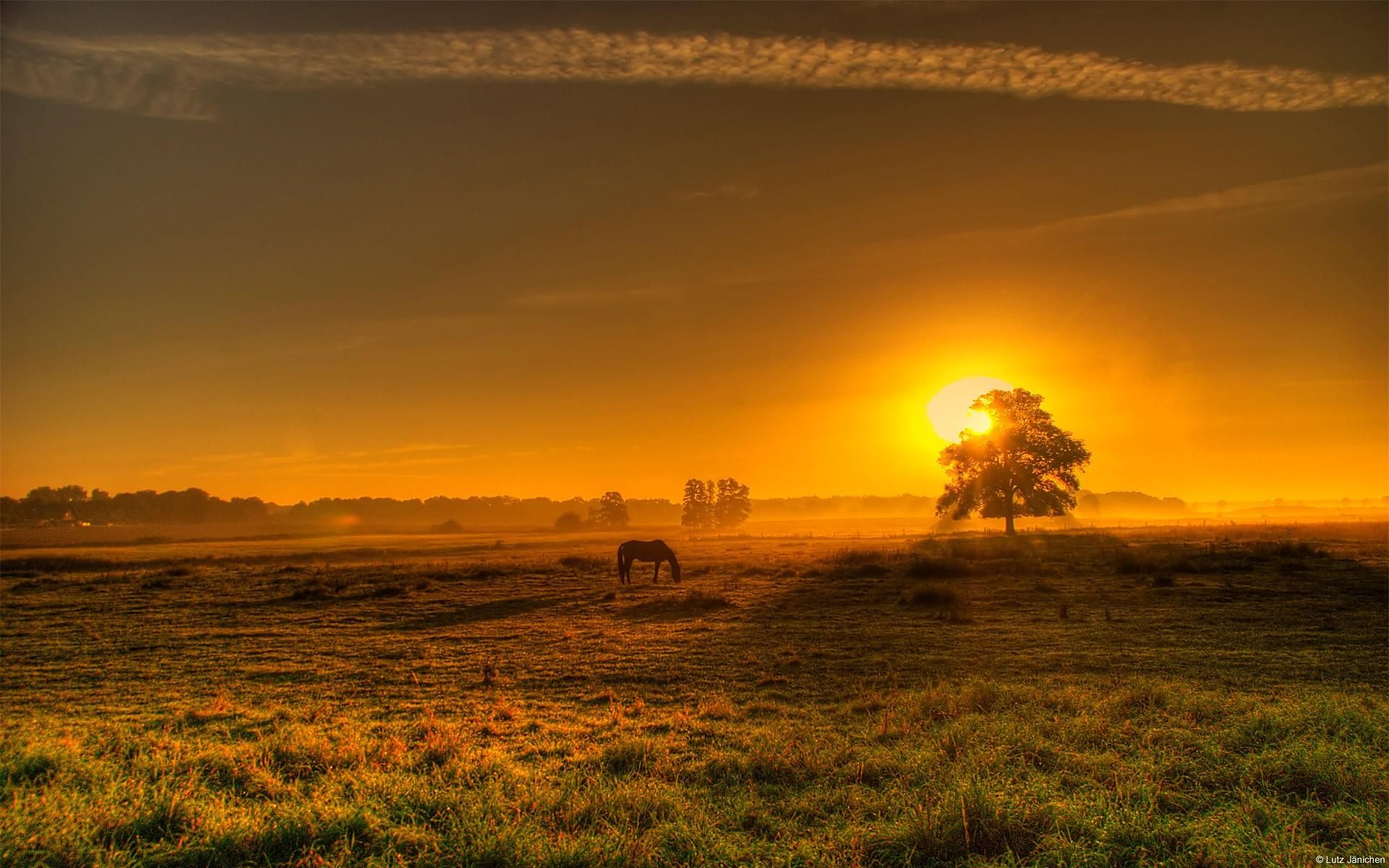 Sunset Over The Countryside - HD Wallpaper 