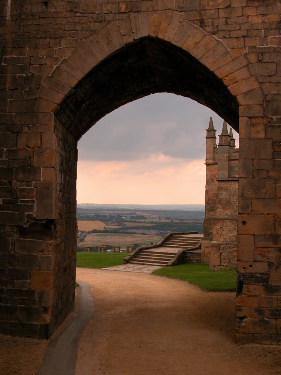 Brown Stone Brick Arch Door Preview - Castle Door - HD Wallpaper 