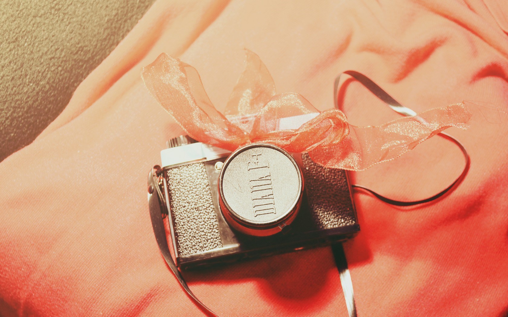 Lovely Ribbon Wallpaper - HD Wallpaper 