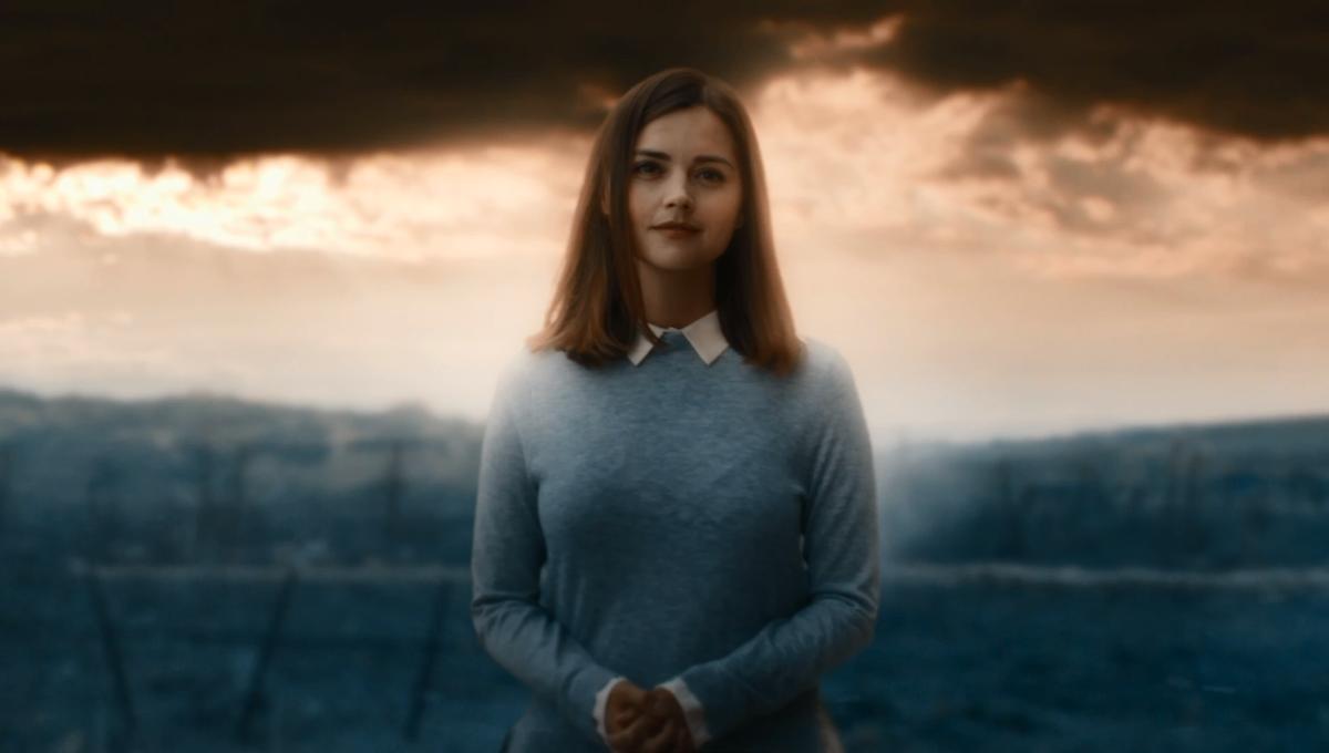 Jenna Coleman Doctor Who Cameo Syfywire Screengrab - Clara Oswald Twice Upon A Time - HD Wallpaper 