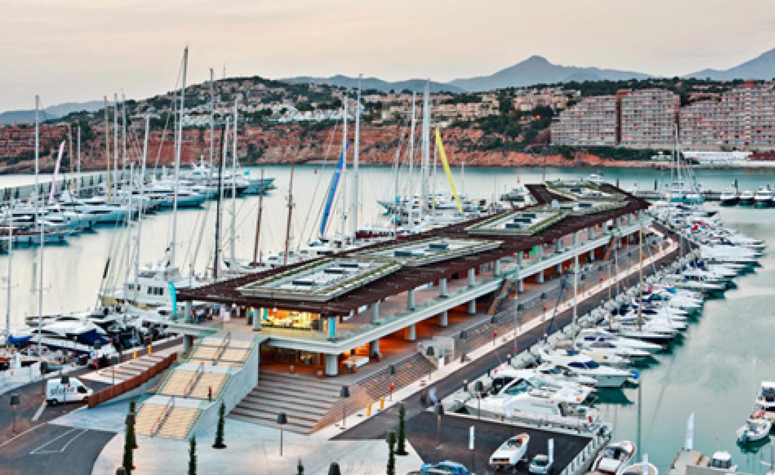 Port Adriano Philippe Starck - HD Wallpaper 