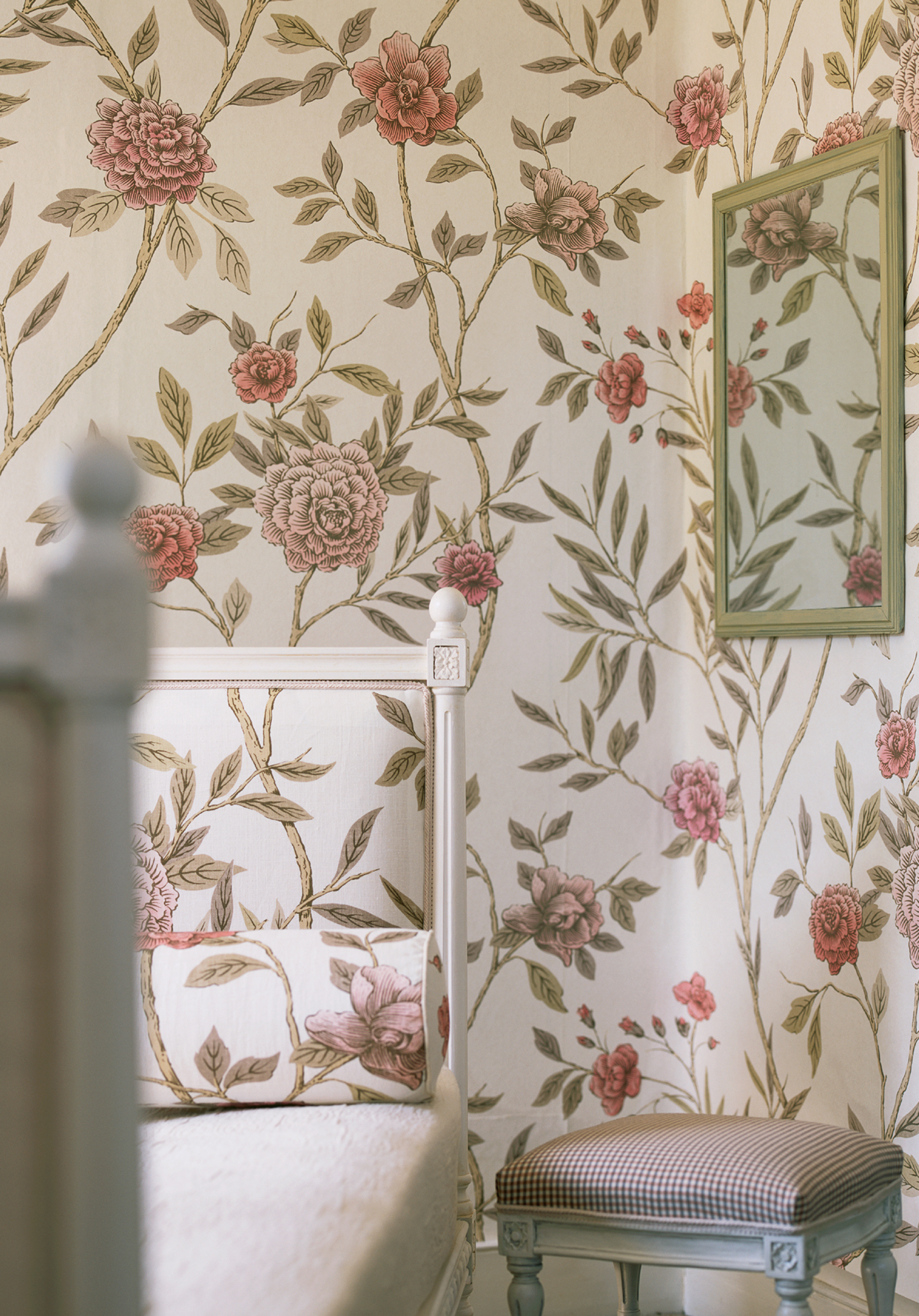 Hd Boudoir Wallpaper For Background, Shad Kosinski - HD Wallpaper 