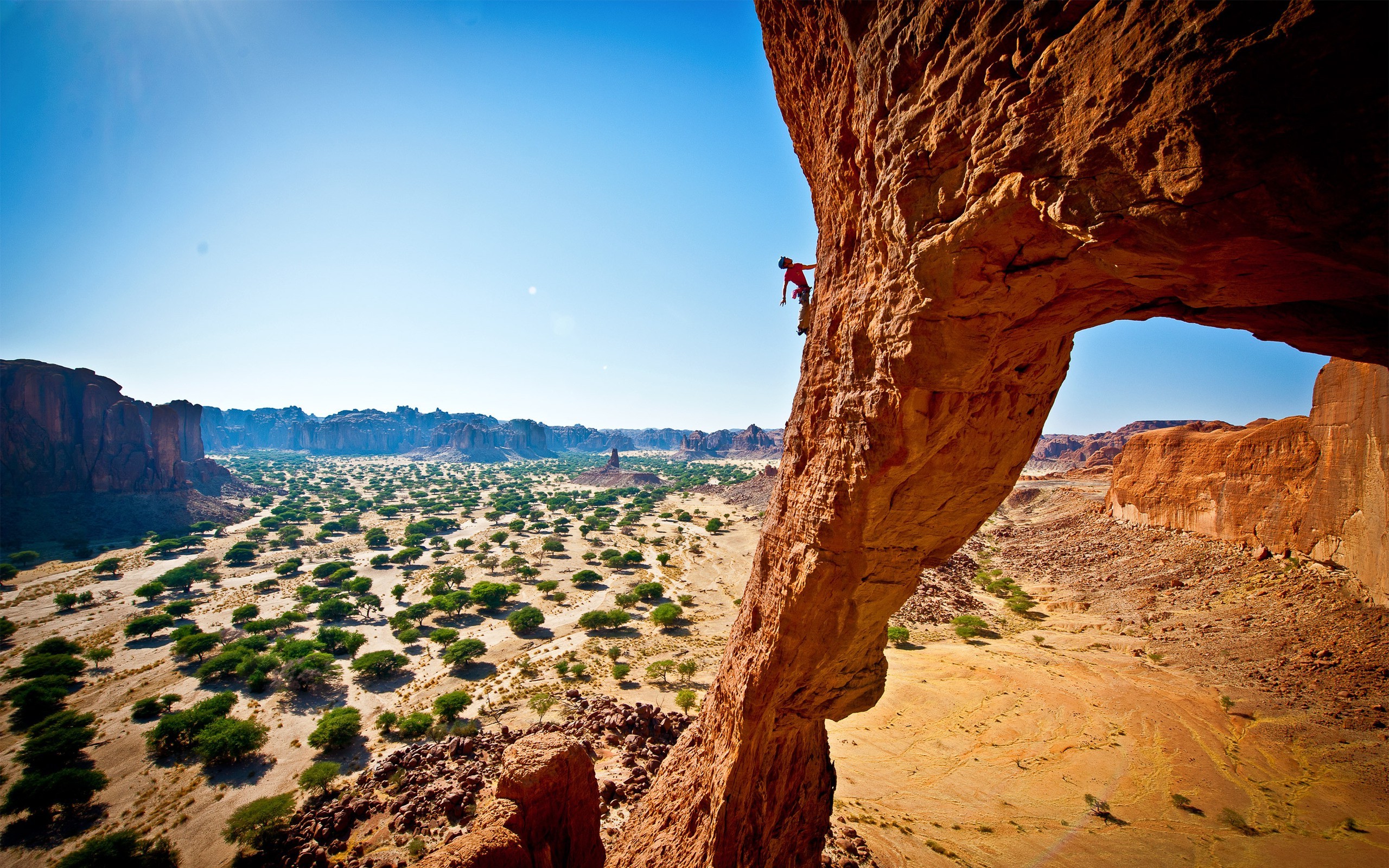 Rock Climbing Phone Background - HD Wallpaper 