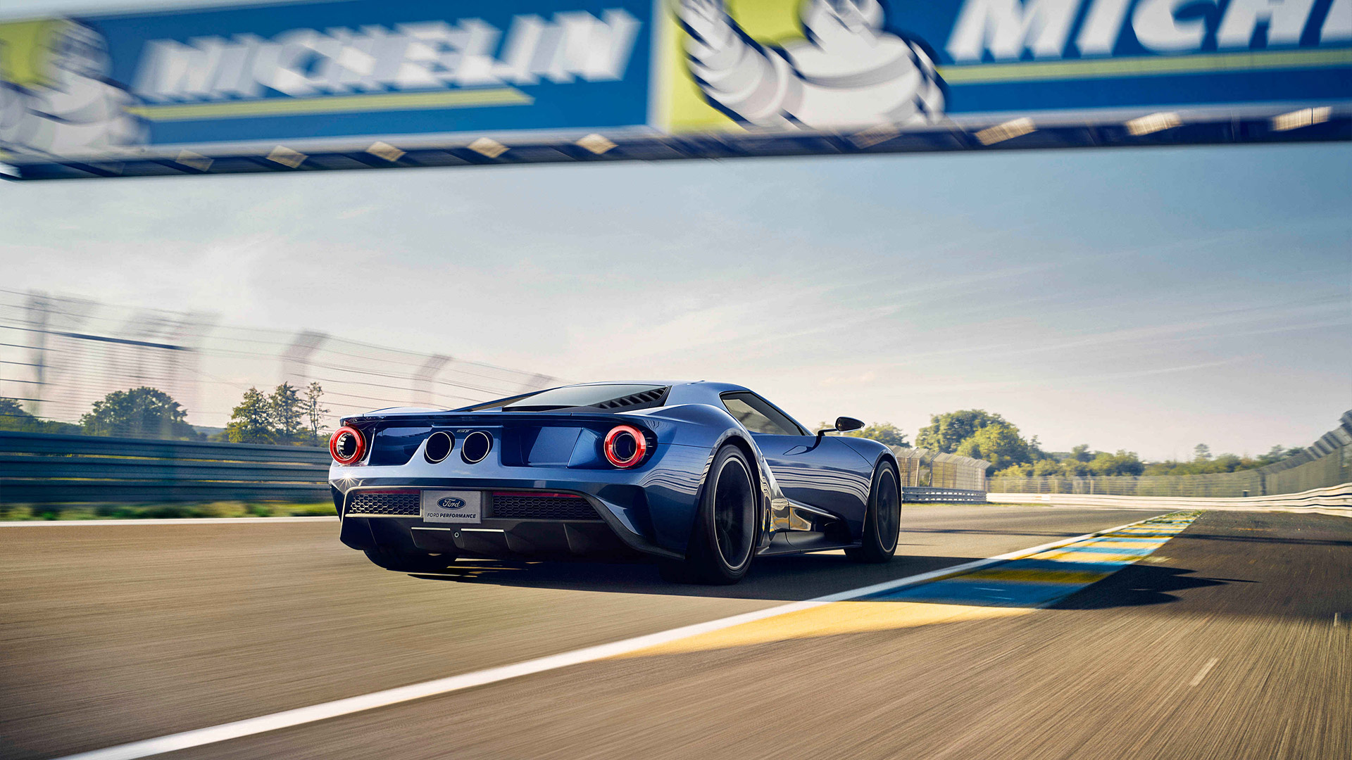 2020 Ford Gt Price - HD Wallpaper 