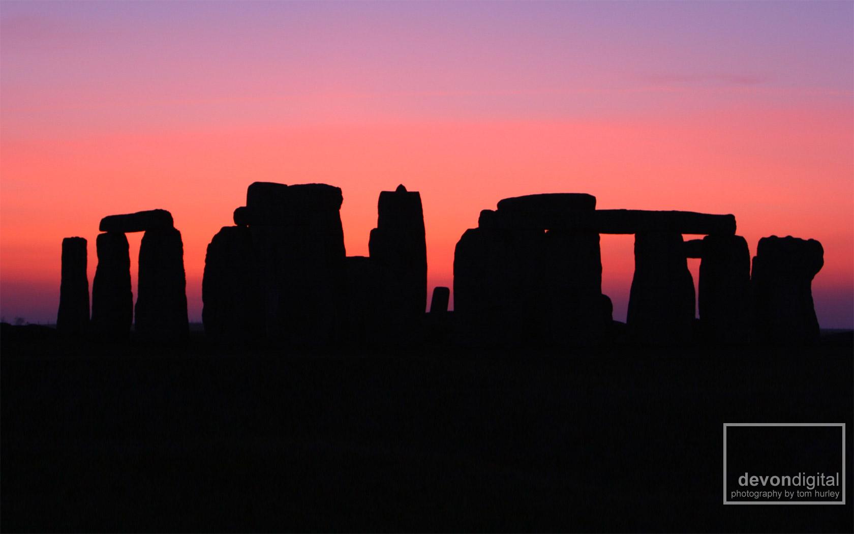 Stonehenge Dusk - Stonehenge - HD Wallpaper 