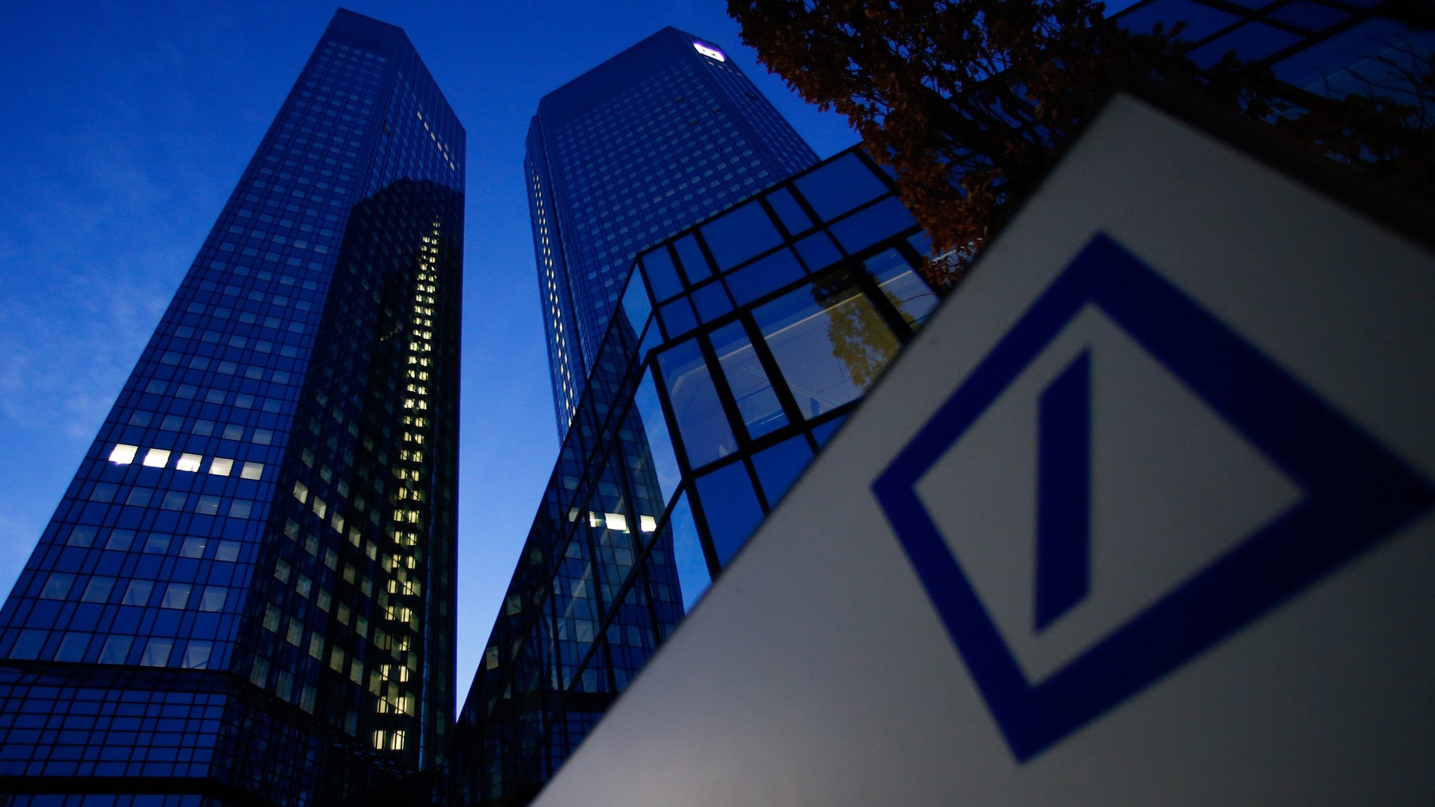 Deutsche Bank - HD Wallpaper 
