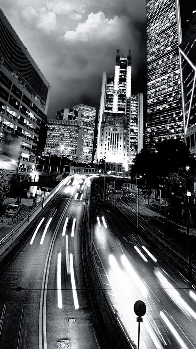 Black And White City Traffic - Black And White Backgrounds Iphone - HD Wallpaper 
