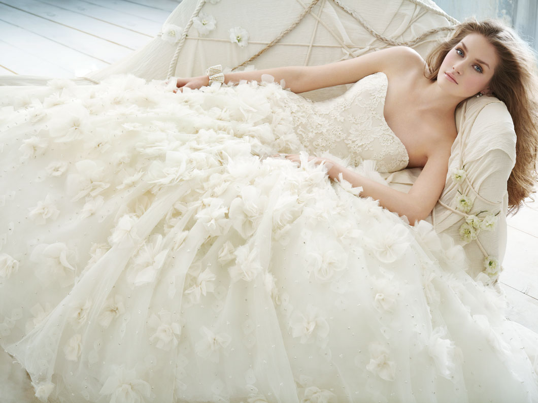 Wedding Dress With Texture - HD Wallpaper 
