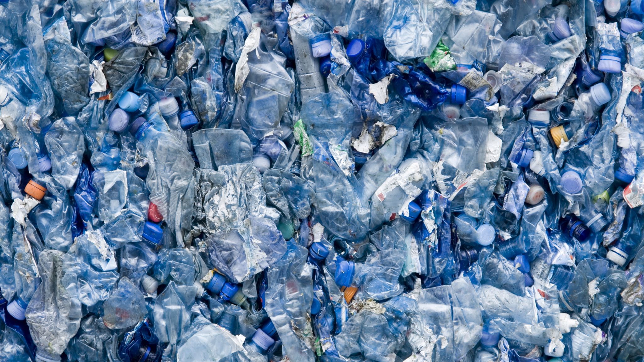 Plastic Wallpaper - Plastic Waste - HD Wallpaper 