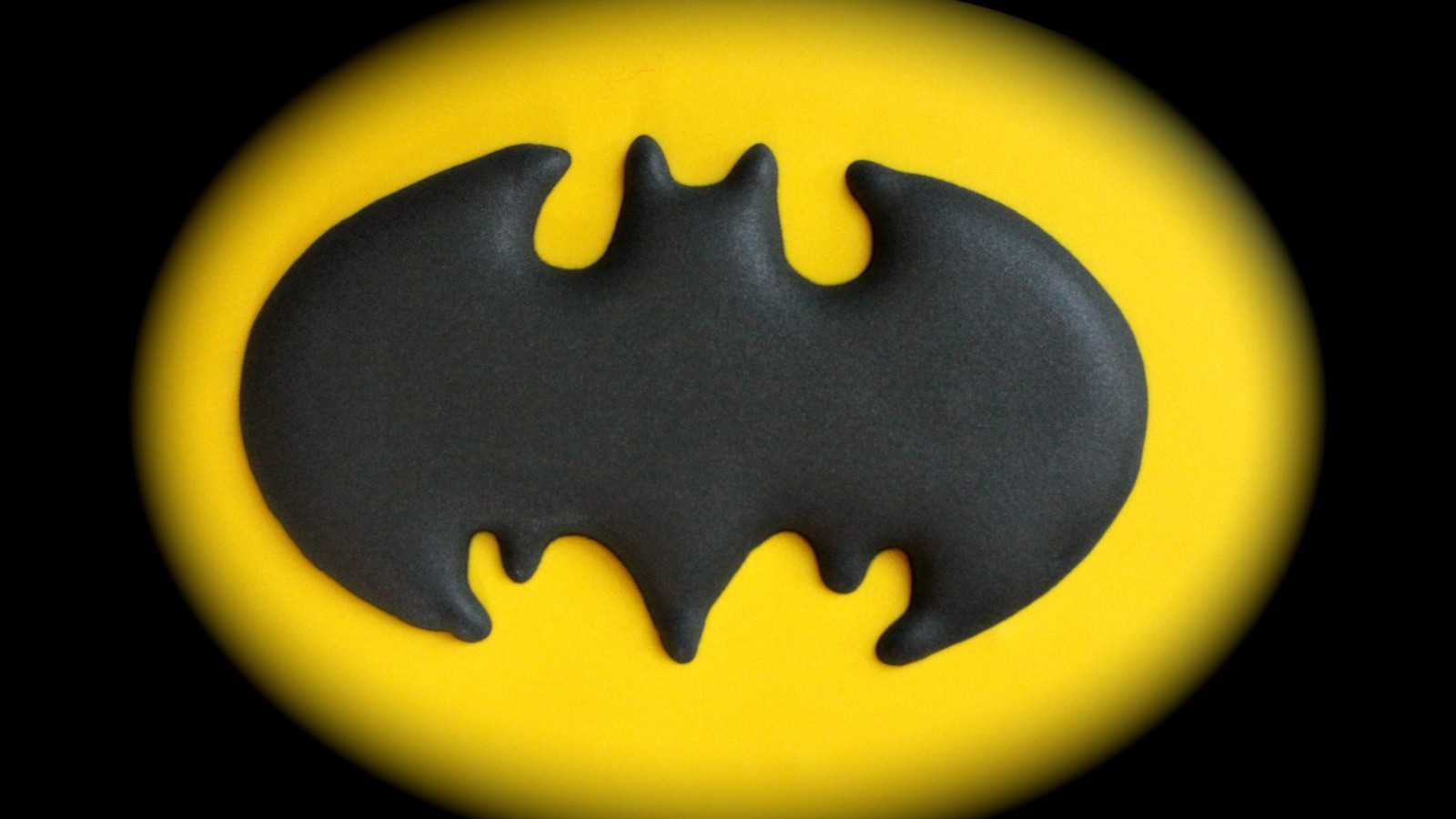 Emblem - HD Wallpaper 