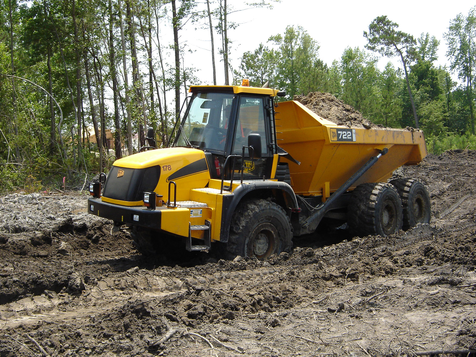 Jcb 722 Dump Truck Photo - Jcb Dumper Truck - HD Wallpaper 
