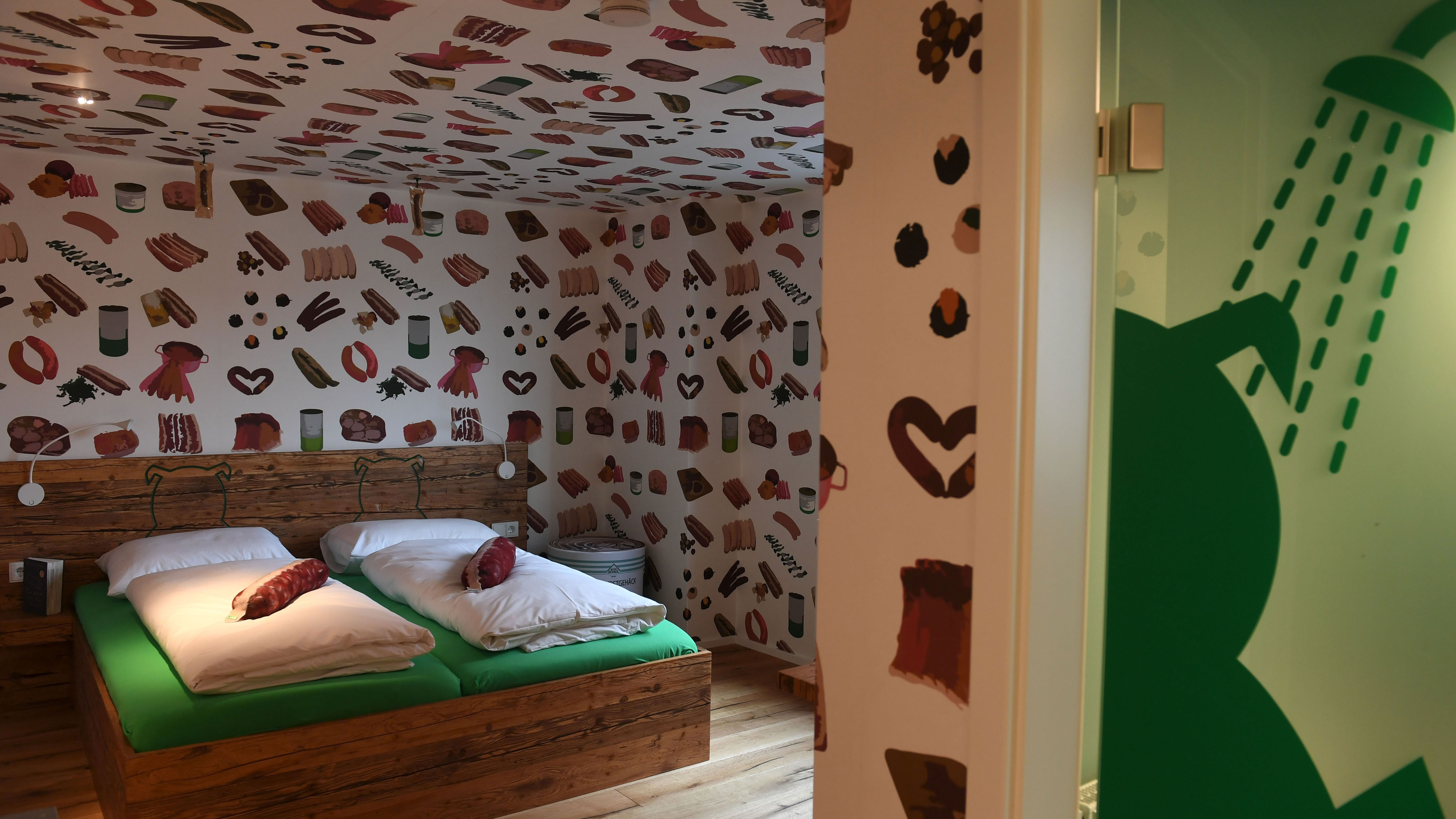 Sausage Hotel Germany 5440x3060 Wallpaper teahub.io