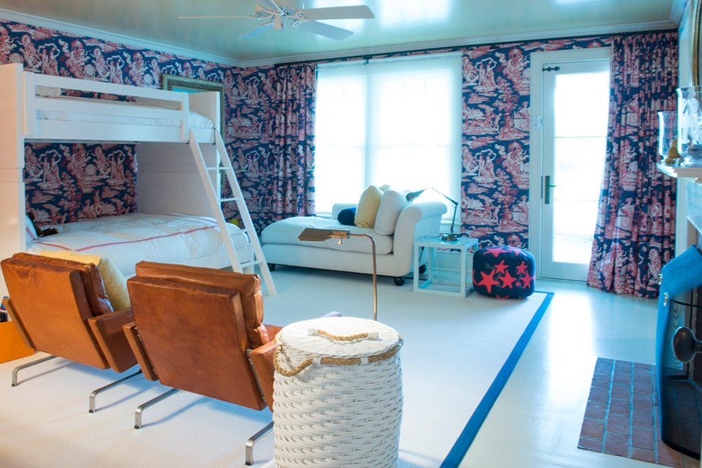 Quadrille Independence Toile Wallpaper And Curtains - HD Wallpaper 