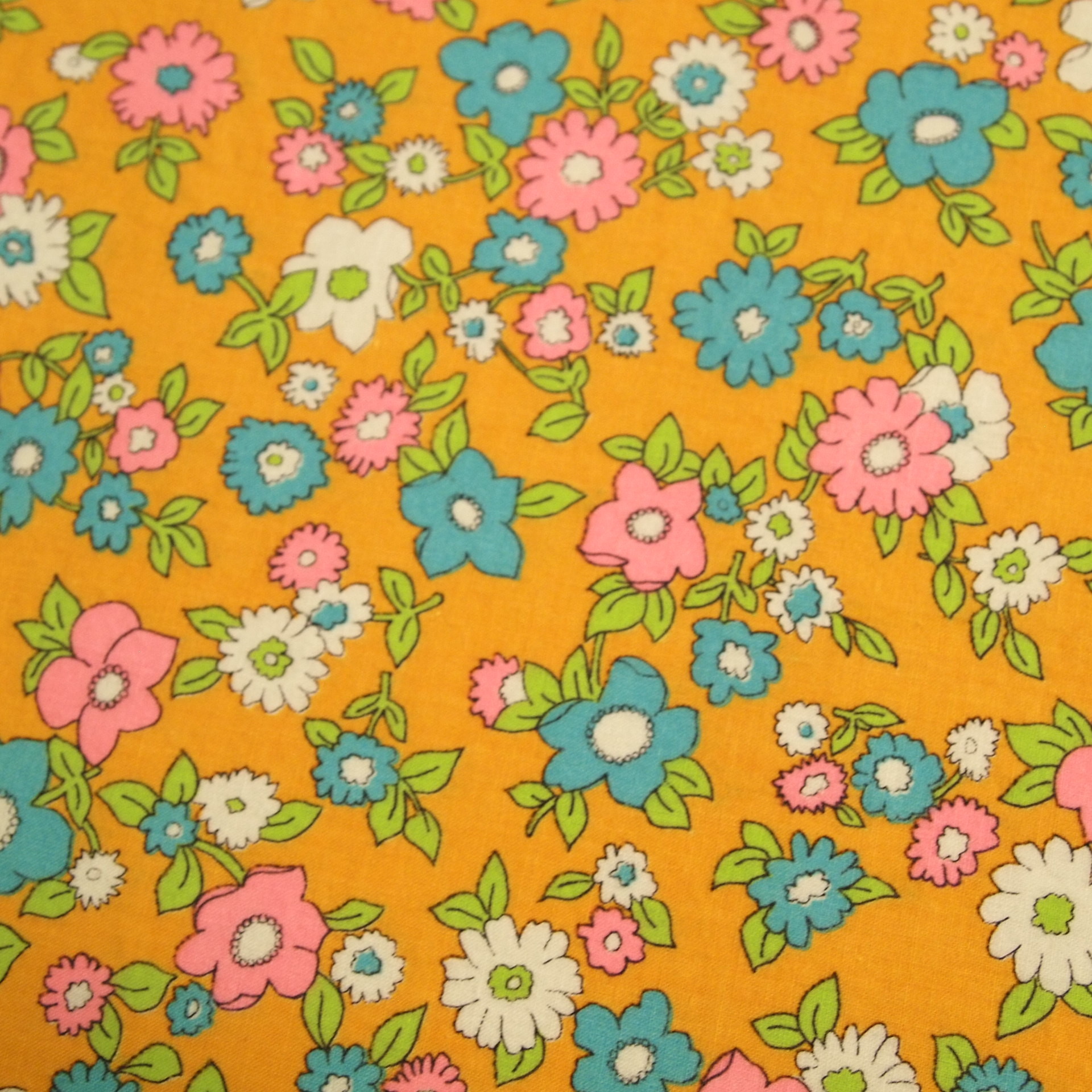 Vintage 1960s Flower Power Cotton Fabric 
 Data-src - 1960s Flower Pattern - HD Wallpaper 