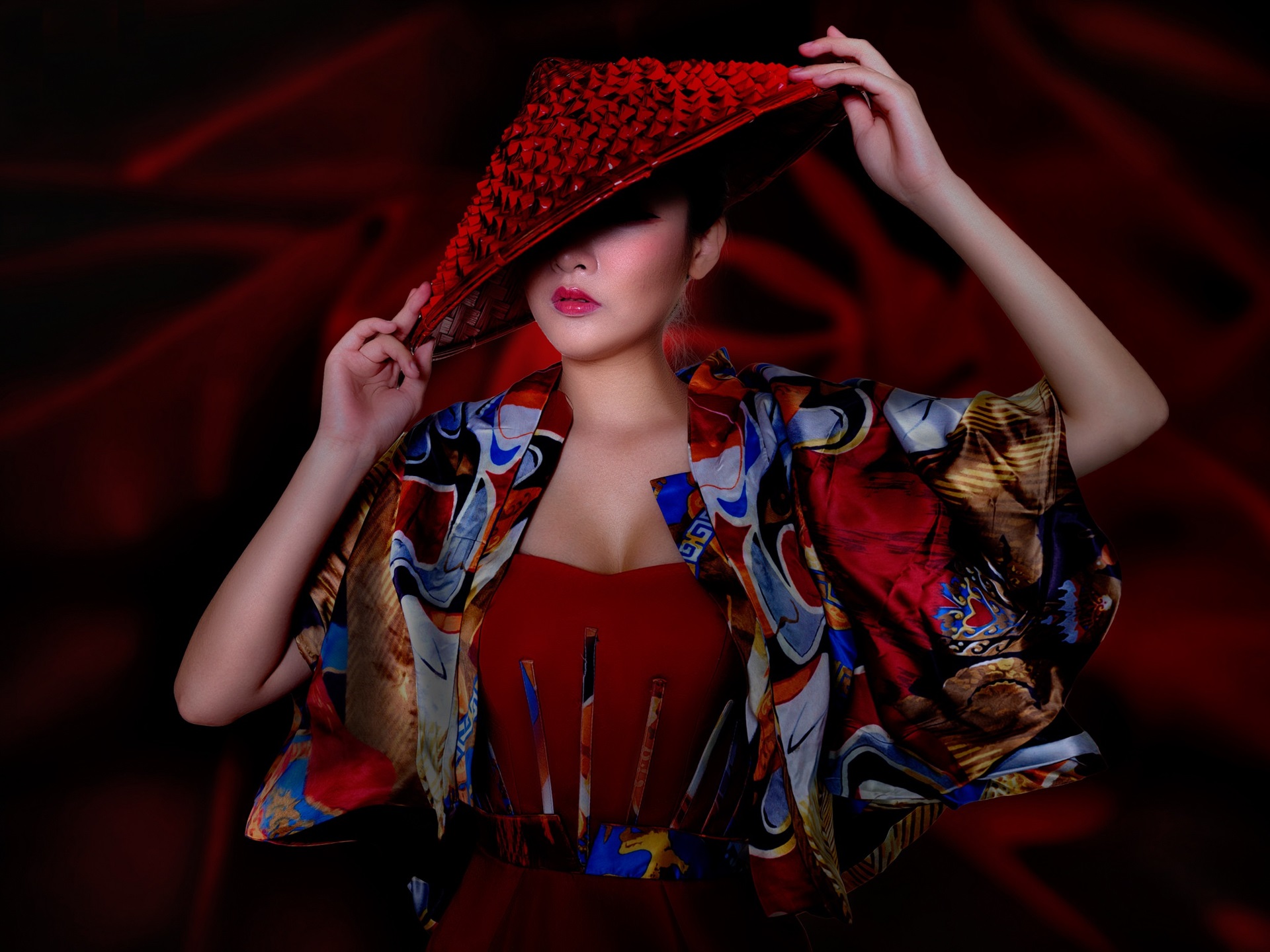 Wallpaper Asian Girl, Hat, Fashion Show - Girl - HD Wallpaper 