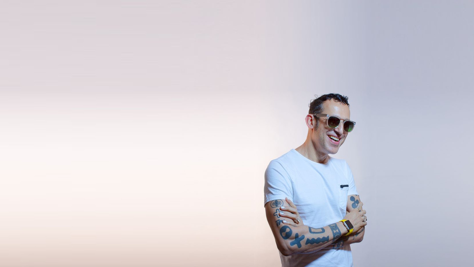 Karim Rashid - HD Wallpaper 