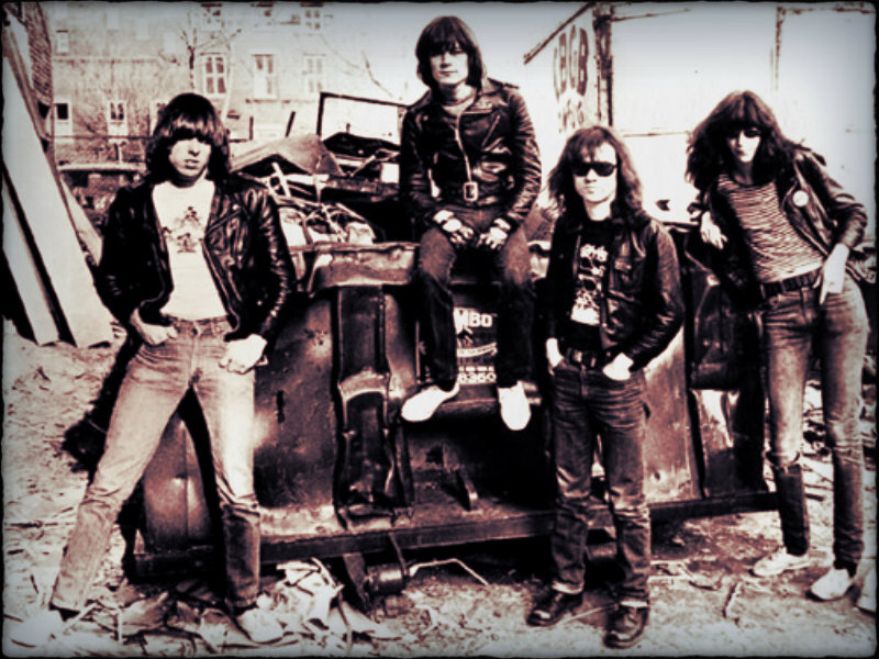 ★ Ramones ☆ - Ramones Blitzkrieg Bop - HD Wallpaper 