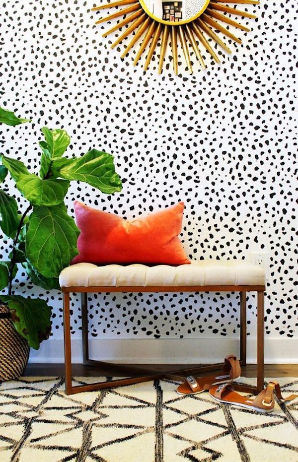 Dotted Wall Interior - HD Wallpaper 