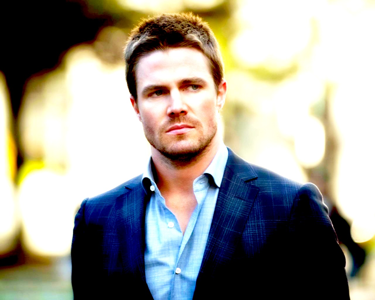 Oliver Queen - Green Arrow Serie Oliver Queen - HD Wallpaper 