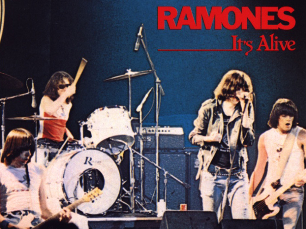 It S Alive - Ramones It's Alive 40th Anniversary - HD Wallpaper 