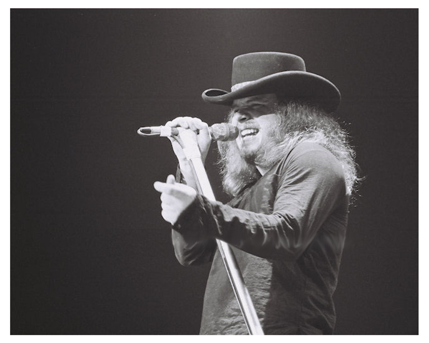 Barefoot Ronnie Van Zant - 1378x1102 Wallpaper - teahub.io