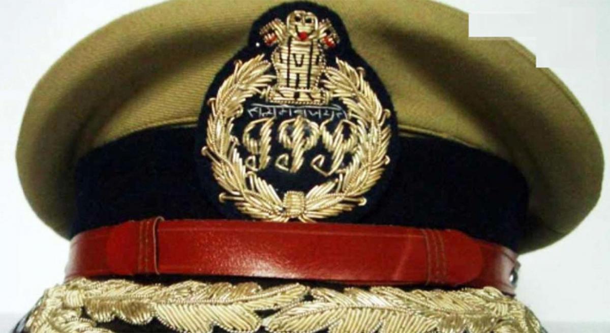 Two Ips Officers Promoted As Additional Dgps - Indian Police Service Cap - HD Wallpaper 