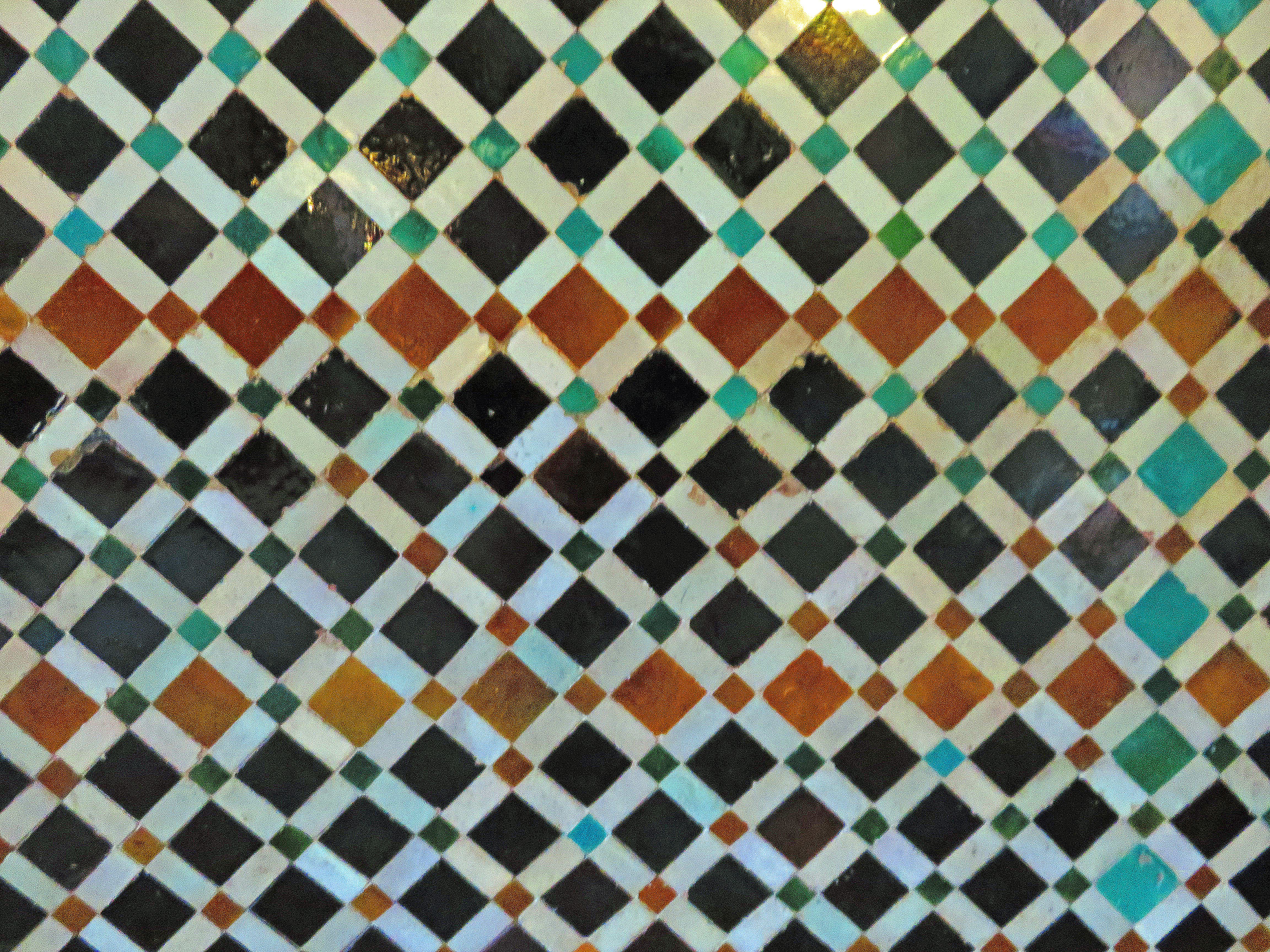 The Tilework At Sevilla S Alcazar Makes Great Desktop - Alhambra - HD Wallpaper 