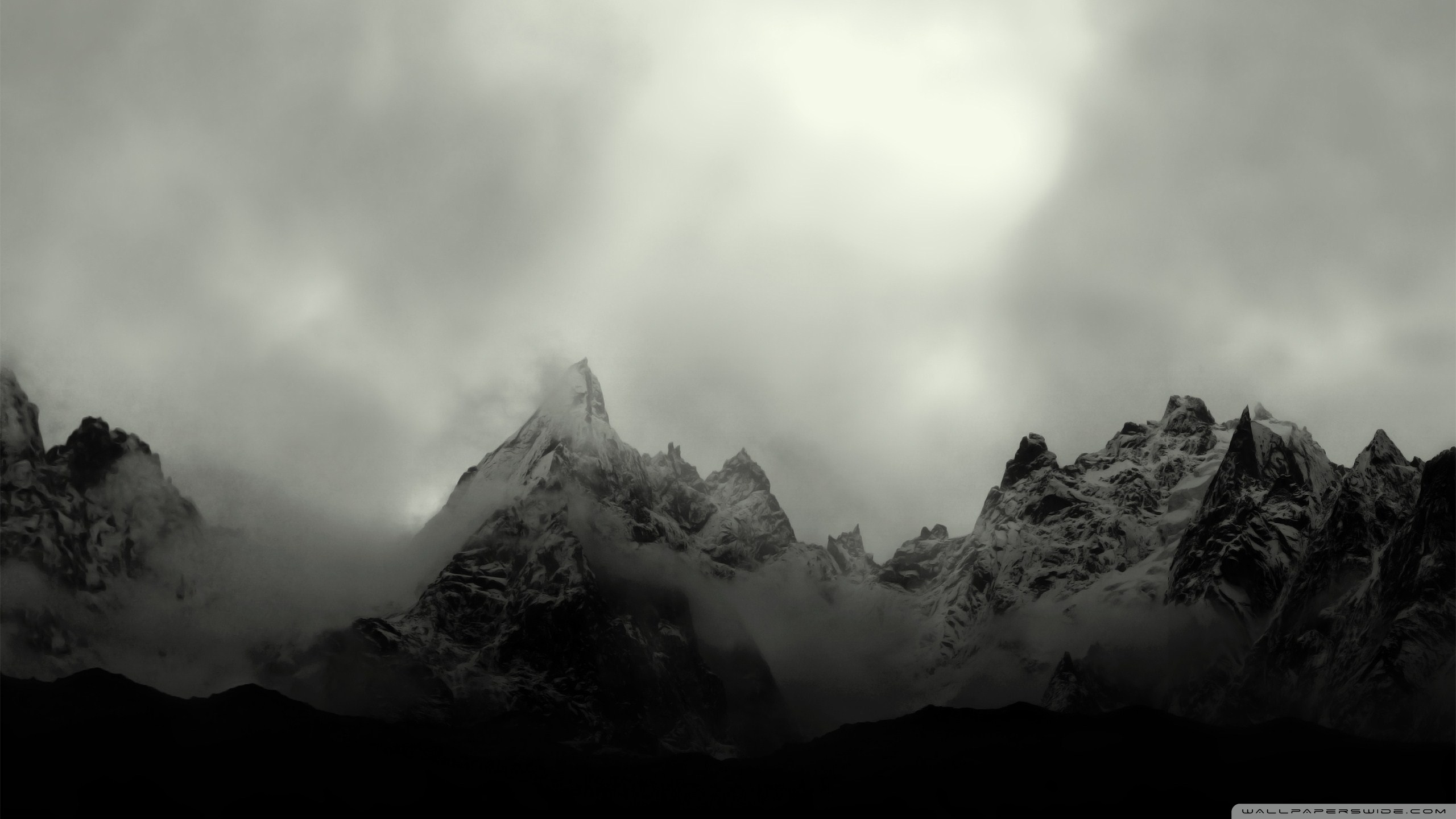 Misty Mountains Wallpaper 4k - HD Wallpaper 