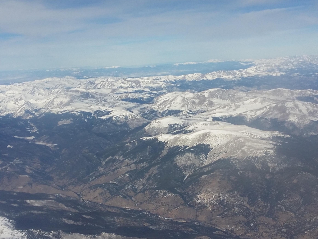 Rocky Mountains On The Way To Denver Wallpaper - Aerial Photography - HD Wallpaper 