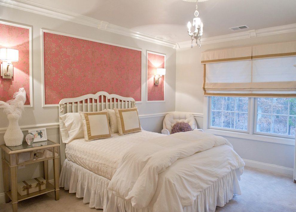 Laura Ashley Wallpaper Ideas Bedroom Traditional With - Bedroom - HD Wallpaper 